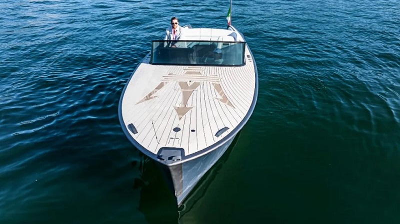 Maserati’s First Electric Boat Delivers Style and Fun on the Water—We Took It for a Spin