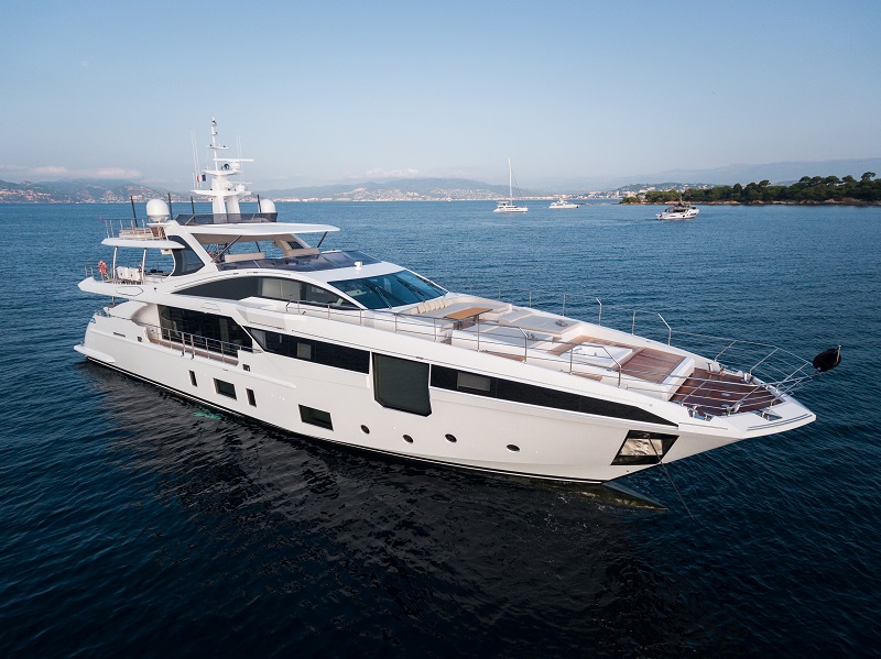 Azimut Grande 35M Heed Available for Purchase