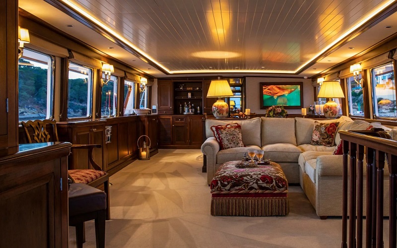 33m Benetti motor yacht Odyssey III sold