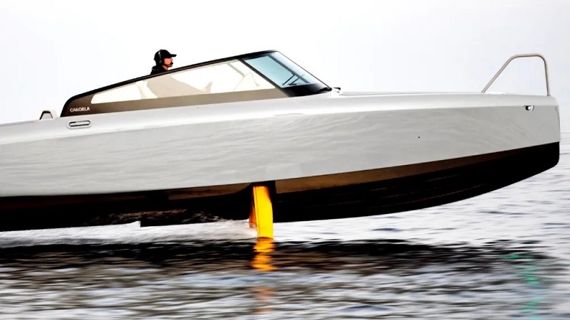 This Stunning New Candela Boat Has Gold Foils That Lift It Above the Water