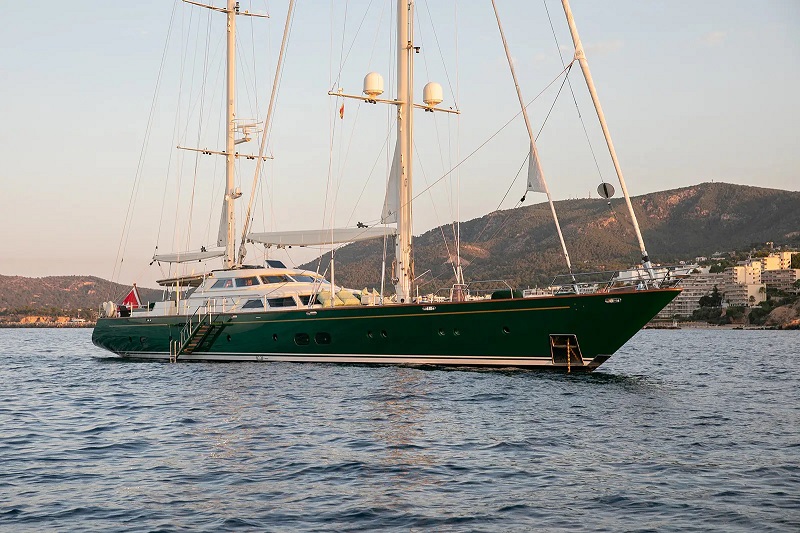 37m Perini Navi Yacht Norfolk Star Hits the Market