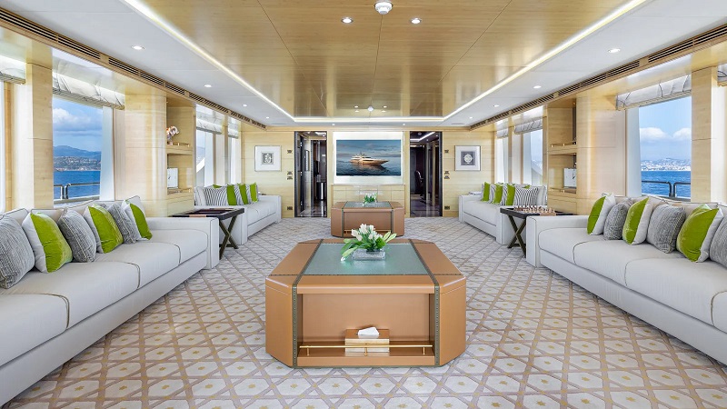 41m Majesty 135 motor yacht Lady Tahiti sold