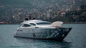 35m Pershing motor yacht Kolaha Two for sale