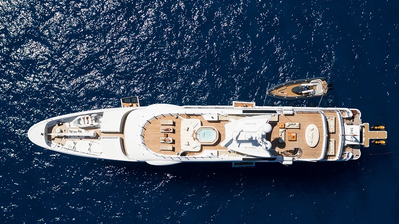 55m Amels superyacht Galene joins market