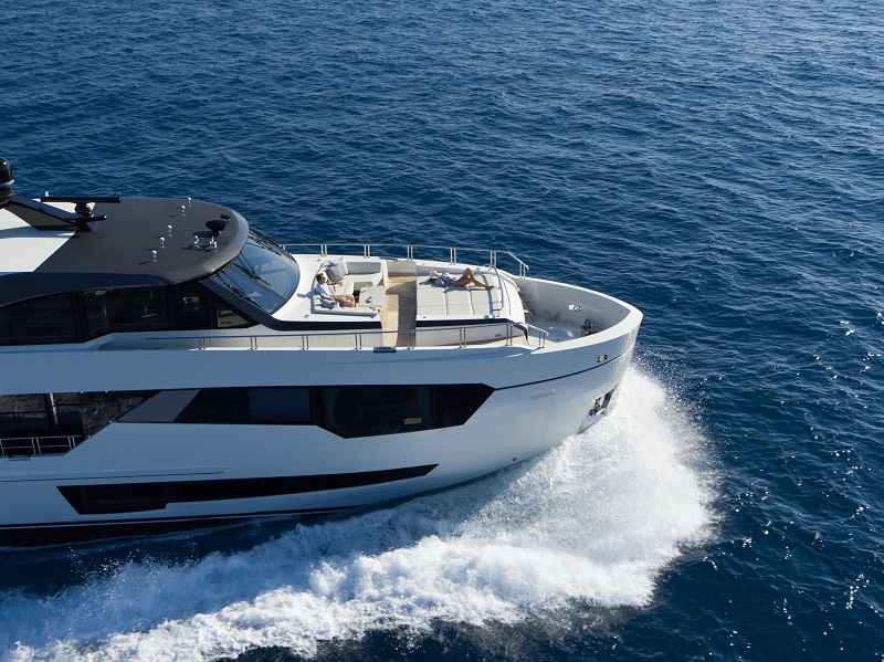 New 32m Explorer Sold by Ocean Alexander