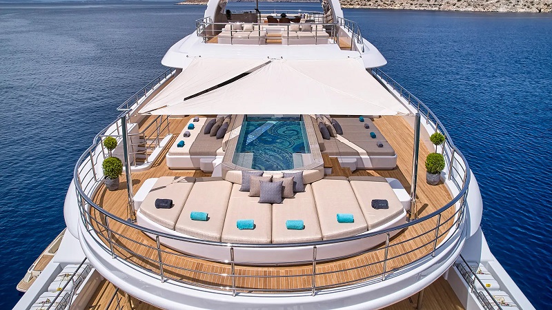 New joint central agency and €7.5M price drop on 85m Golden Yachts superyacht O'Ptasia