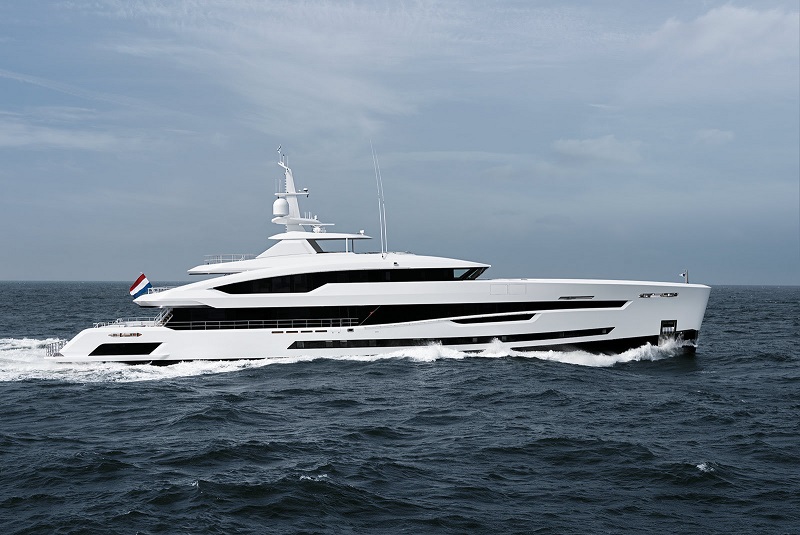 57m Santosha Delivered by Heesen