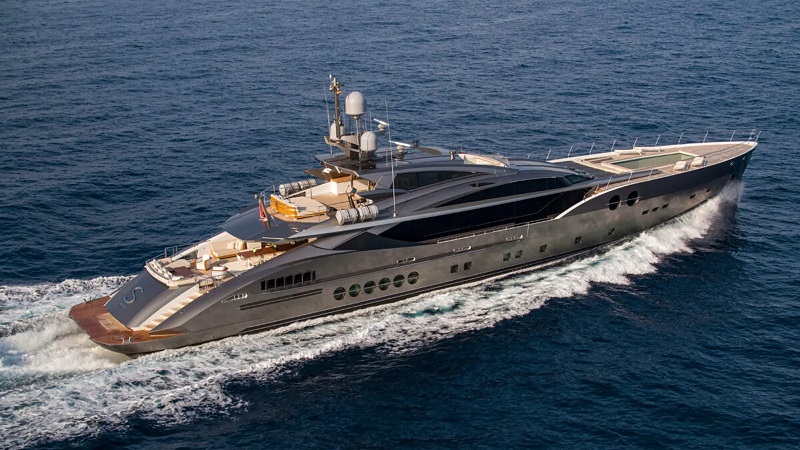 €1M price drop on 52m Palmer Johnson motor yacht Sanam