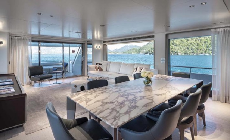 28m Custom Line Navetta 30 Belle Ile Now for Sale