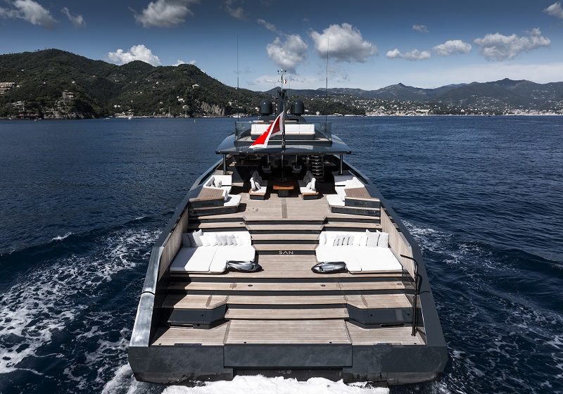 A Closer Look at 45m Alia Yachts San