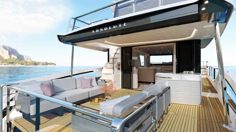 NAVETTA 62, SOPHISTICATED AND HANDCRAFTED: ABSOLUTE’S NEW CREATION IS A DREAM COME TRUE