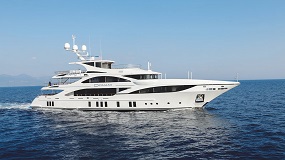 45m Benetti motor yacht Domani joins market today