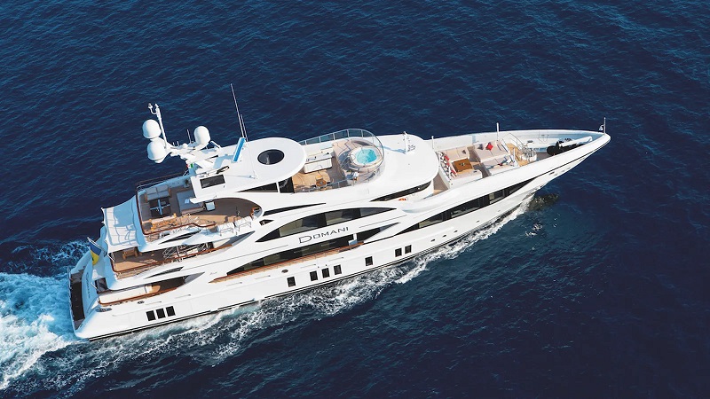 45m Benetti motor yacht Domani joins market today