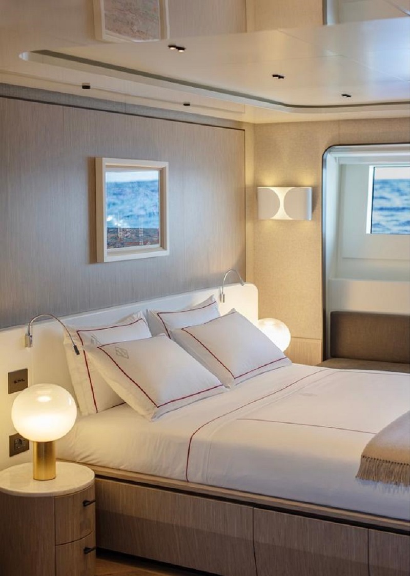 Exclusive Insight into How Hot Lab Designed the Atlantique 43 Frette