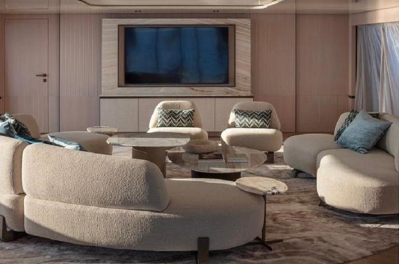 Exclusive Insight into How Hot Lab Designed the Atlantique 43 Frette