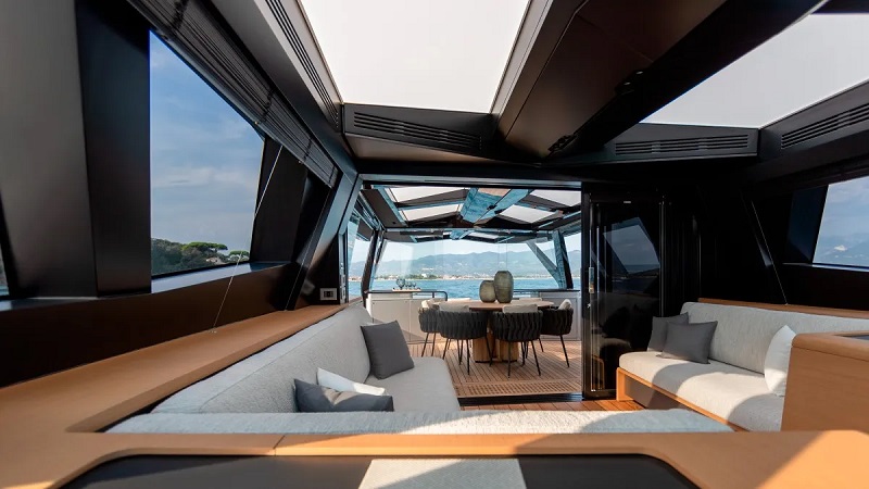 This New 70-Foot Weekend Cruiser Has a Salon That Doubles as a Solarium