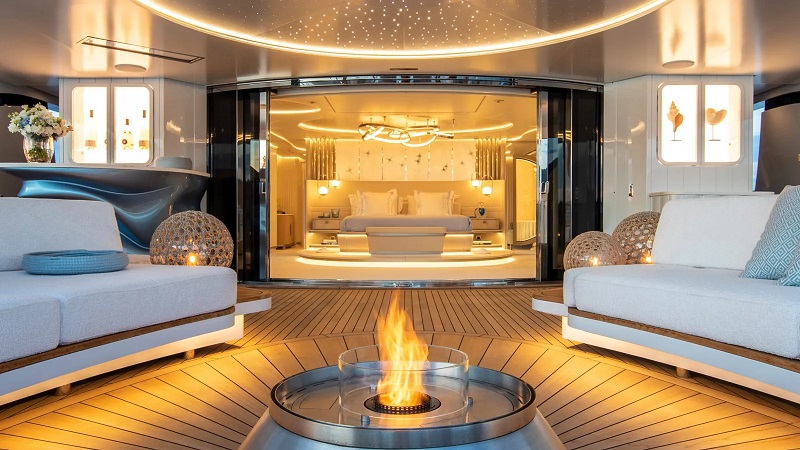 €5M price drop on highly customised 53m Sanlorenzo Oceanbird