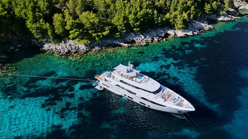 Custom Line Navetta 37 motor yacht Sokny listed for sale