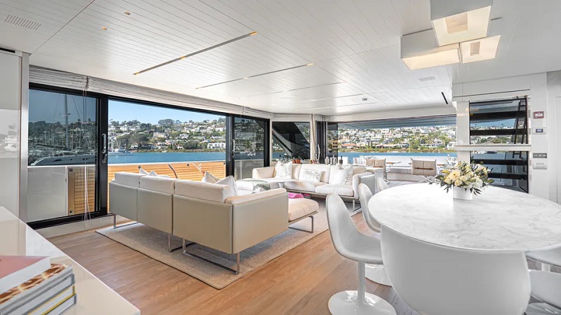 31m Sanlorenzo motor yacht Genoa sold 31m Sanlorenzo motor yacht Genoa sold