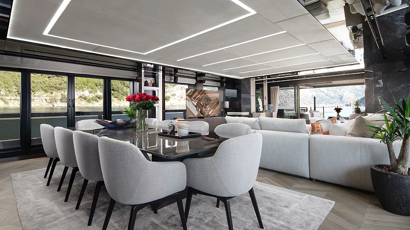 €3.1M price drop on 44m Mengi Yay motor yacht Gisa €3.1M price drop on 44m Mengi Yay motor yacht Gisa