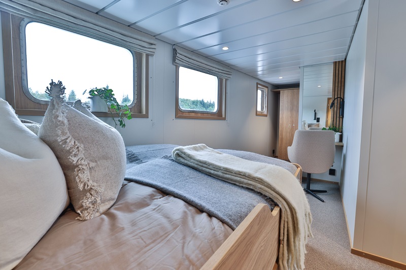Ocean Independence Presents Arctic Adventure aboard Ecologically Advanced Vikingfjord