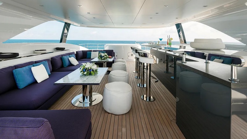 €2.1M price reduction on 50m Heesen motor yacht Ela €2.1M price reduction on 50m Heesen motor yacht Ela