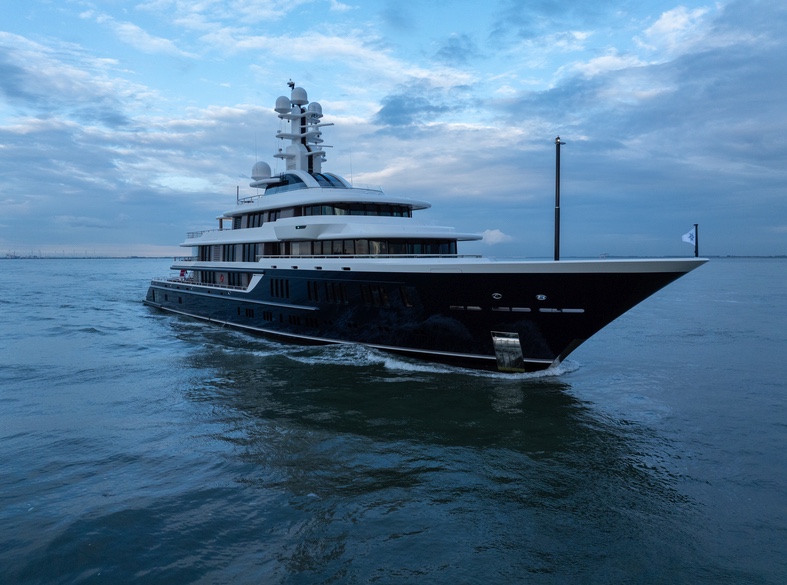 Amels Completes Extensive Refit of 79m Moonstone
