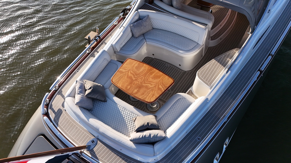 Refurbished Zeelander Z44 Once Owned by Adriana Lima Returns to Market