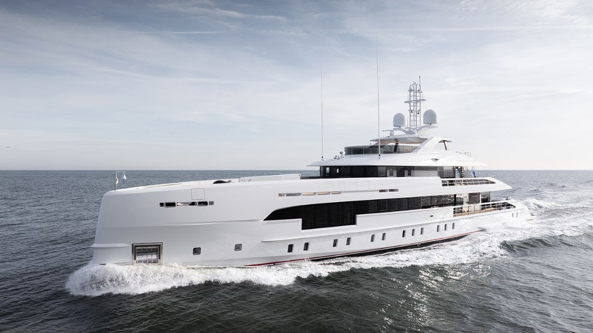 50m Orion Delivered by Heesen