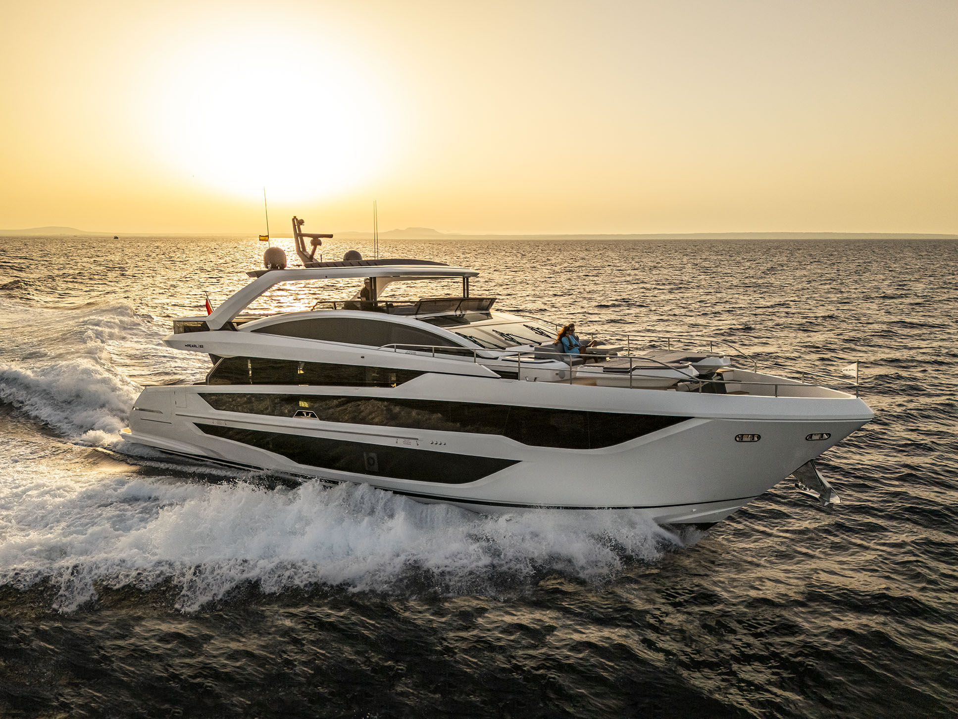 Pearl 82 Wins Best Motor Yacht Under 25m at International Yacht and Aviation Awards 2025