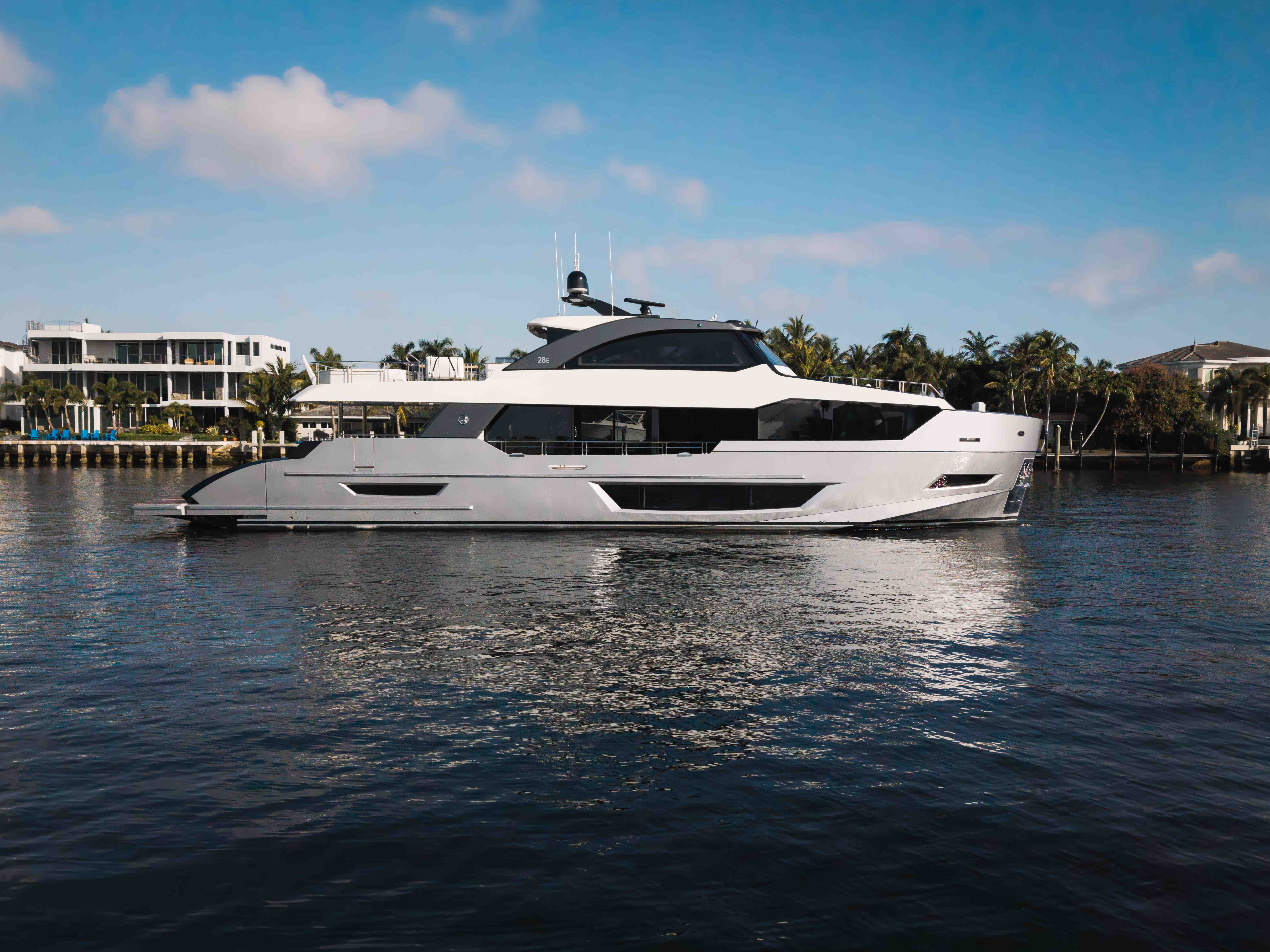 Ocean Alexander 28E Sold to Experienced Owners