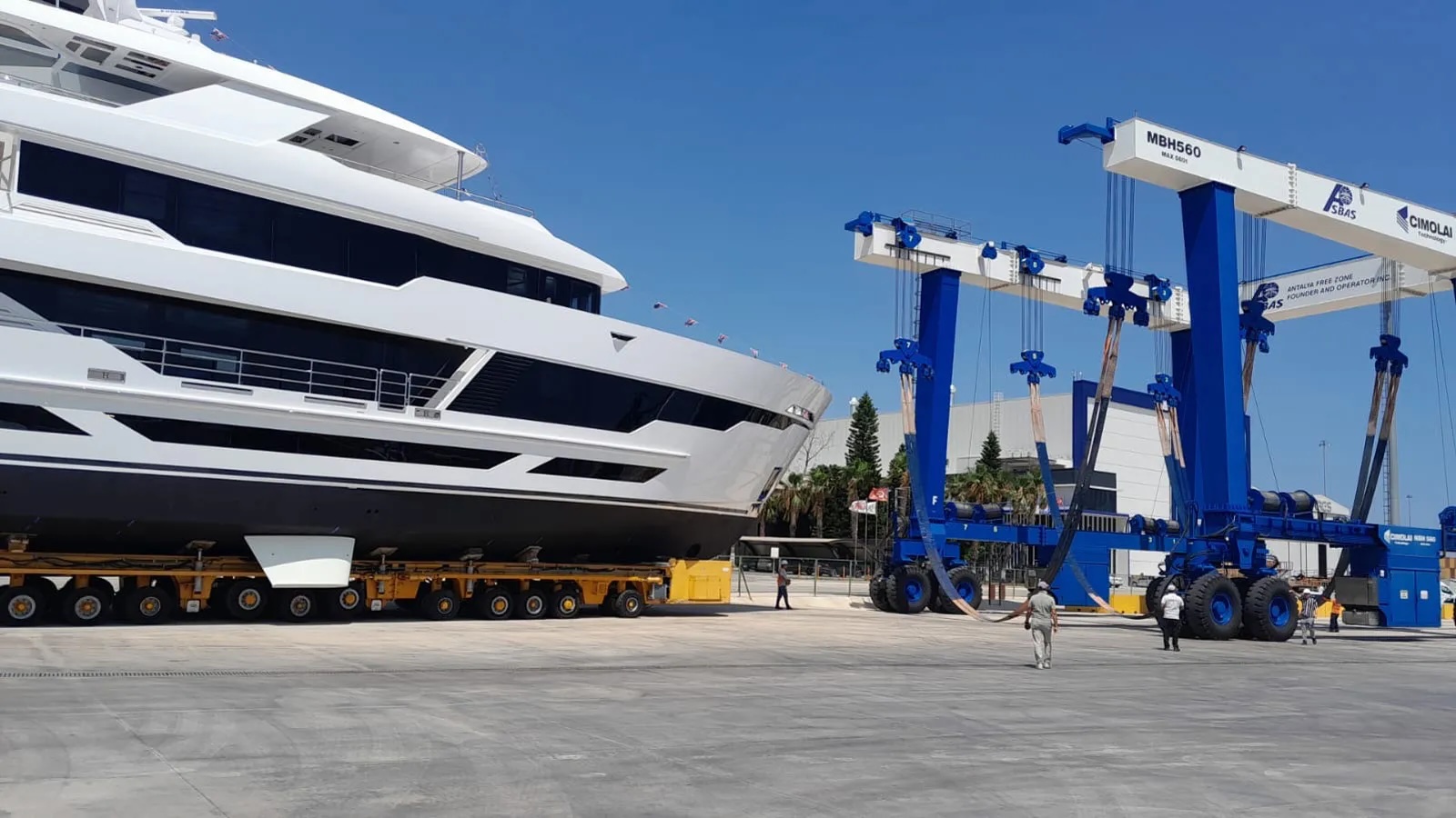 Hargrave Superyachts launches tri-deck Hargrave 125 in Antalya
