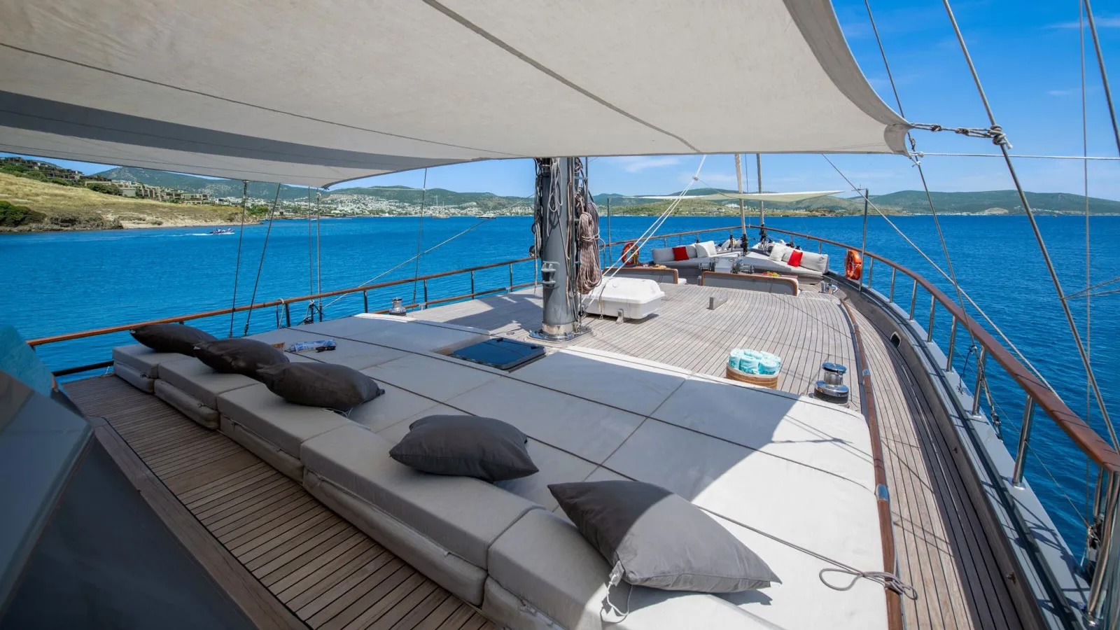 29m Turkish gulet Ayo listed for sale