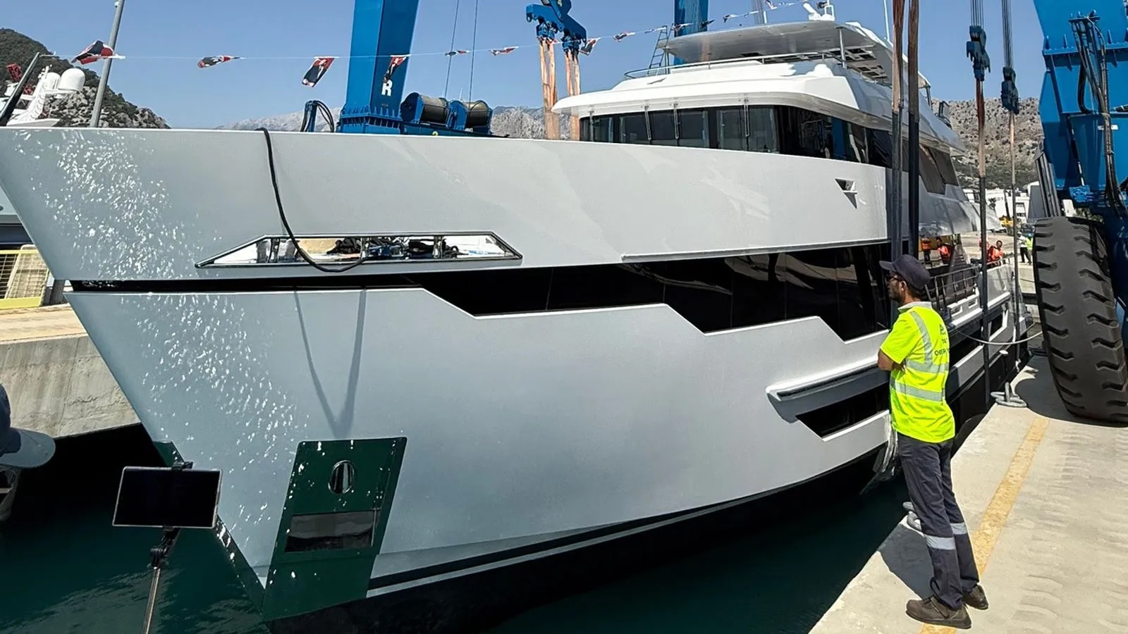Hargrave Superyachts launches tri-deck Hargrave 125 in Antalya