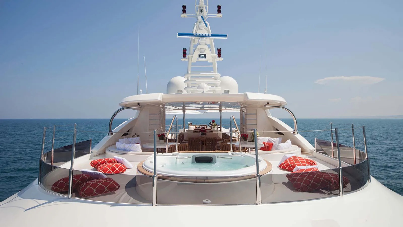 €1 million price reduction on 43m CRN motor yacht Enchantment