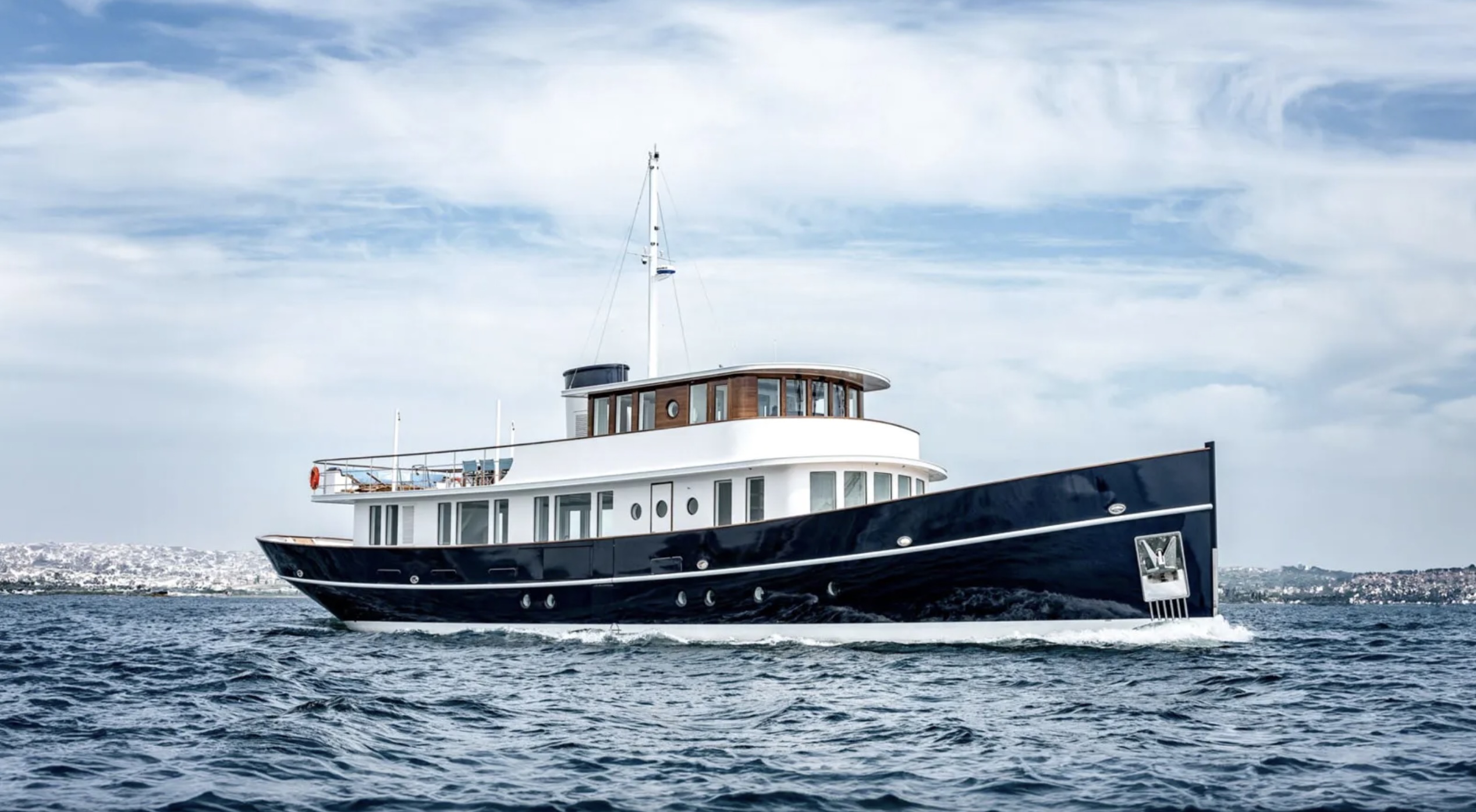 33m Far Niente Listed for Sale