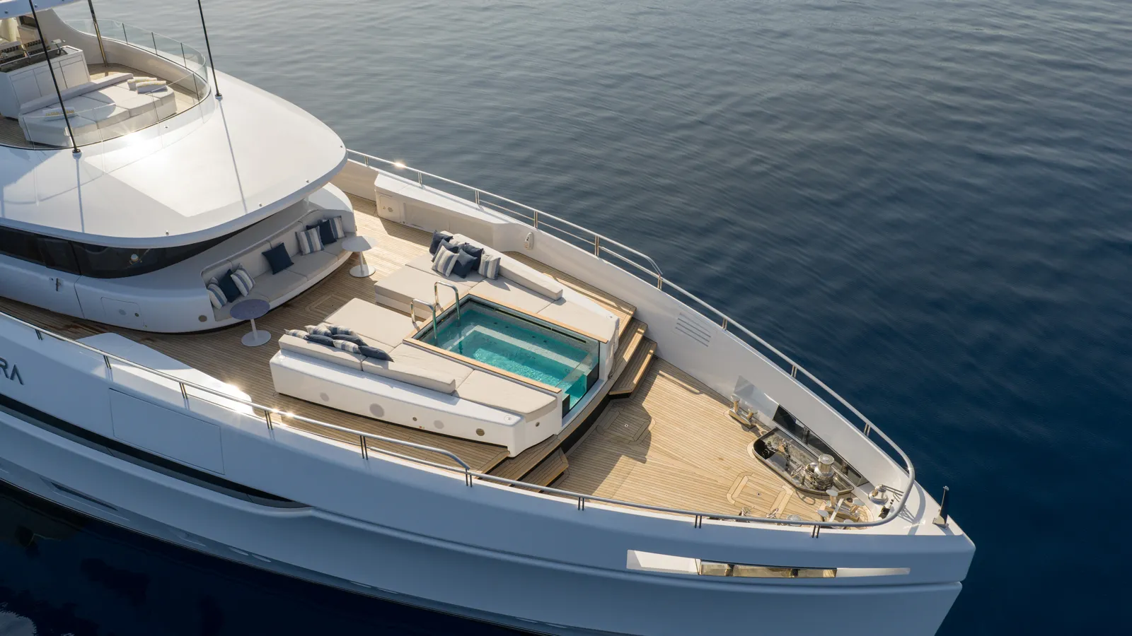 First look inside Columbus charter yacht Acqua Chiara