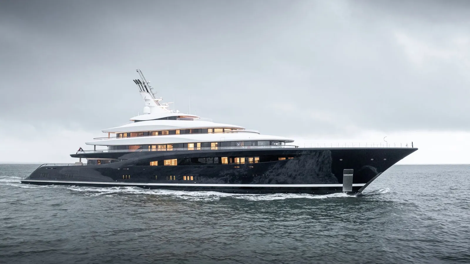 119m Feadship superyacht Breakthrough first to receive liquid hydrogen bunkering in the Netherlands