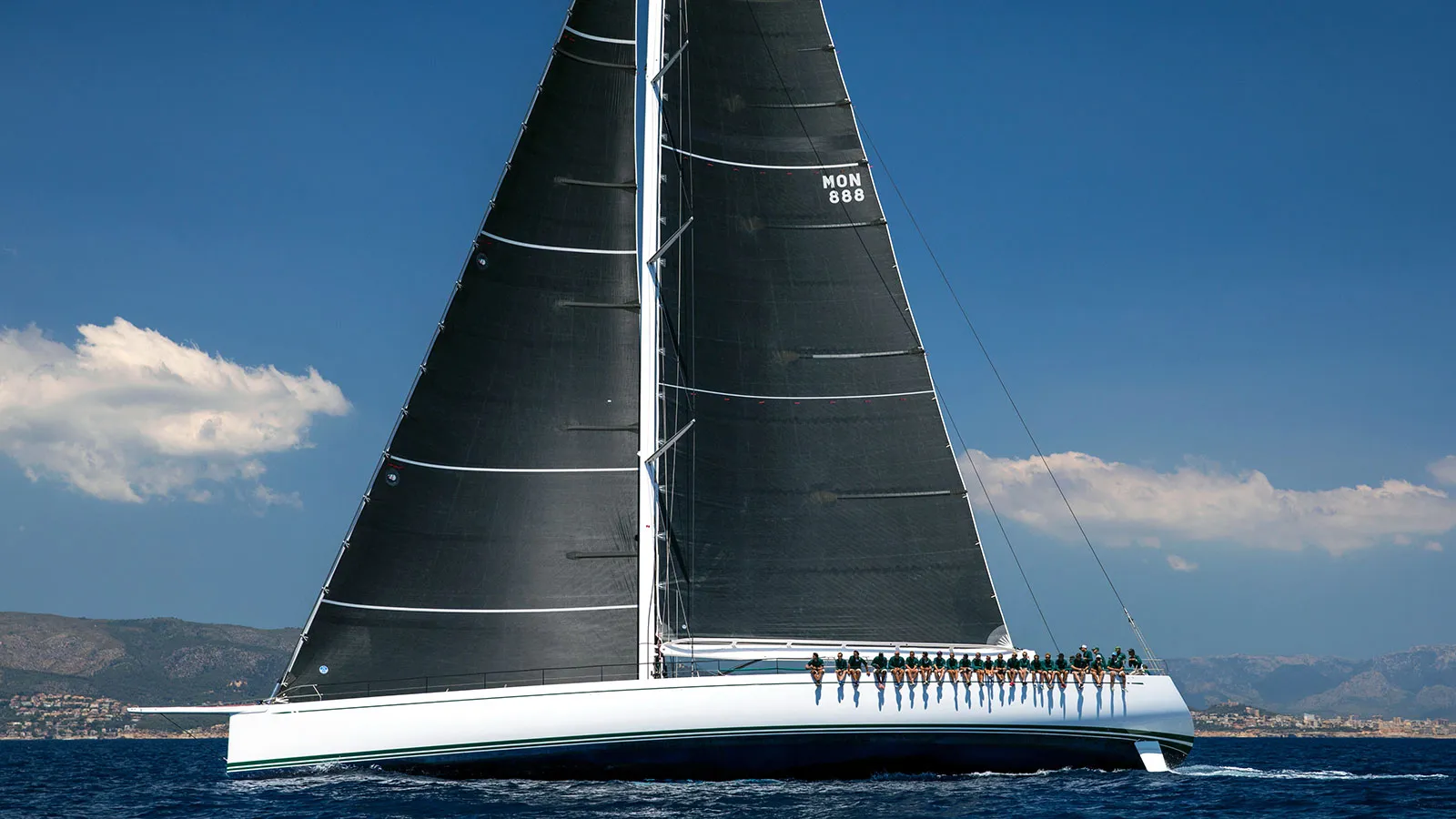 Moat and Gelliceaux awarded top honours at 2025 Giorgio Armani Superyacht Regatta