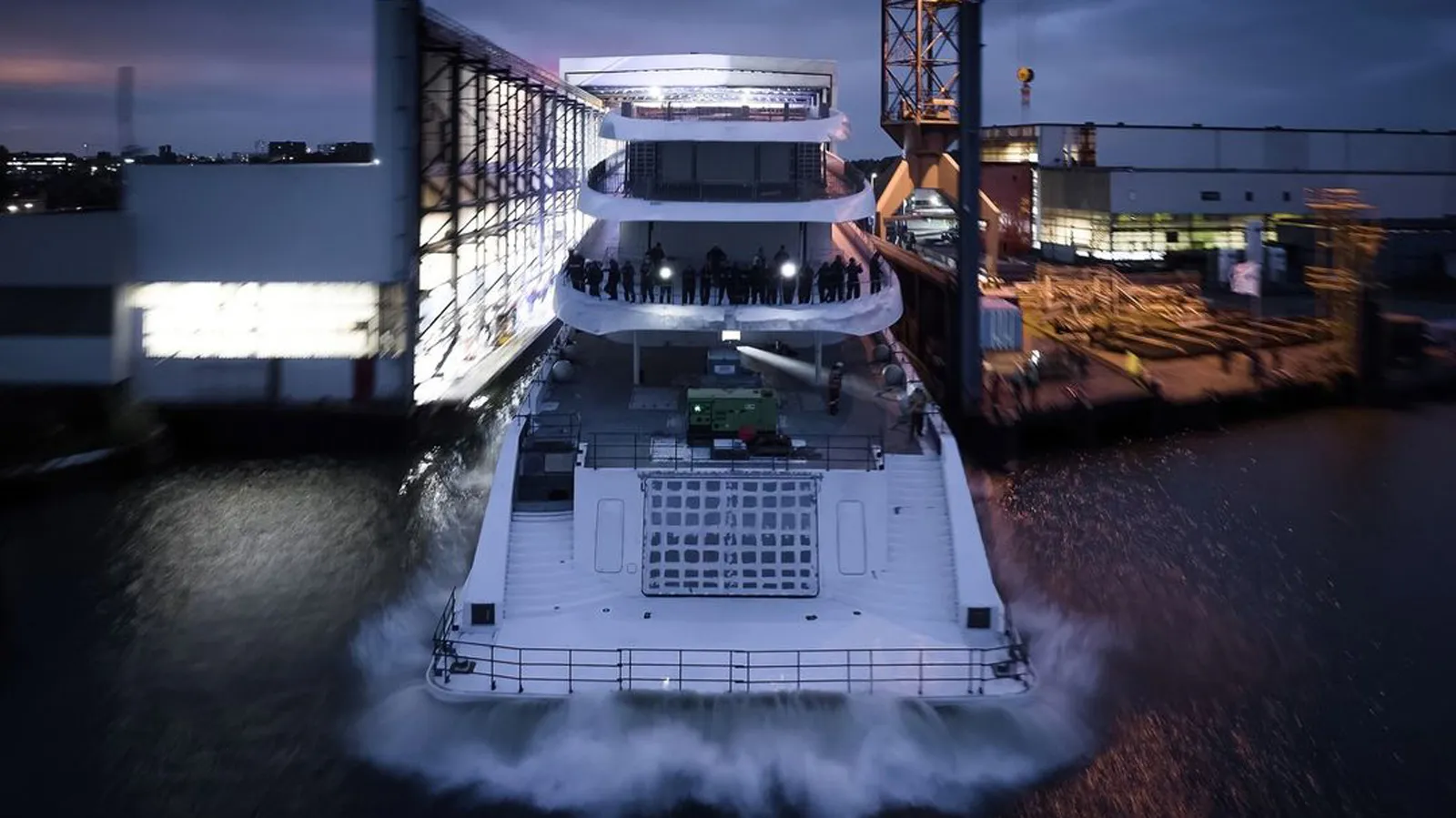 101m Feadship superyacht Moonrise delivered