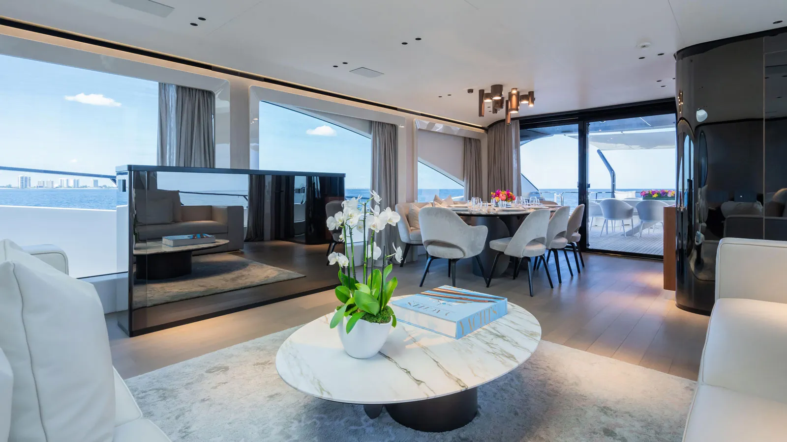 32m Mangusta 104 REV motor yacht Jacqpot sold