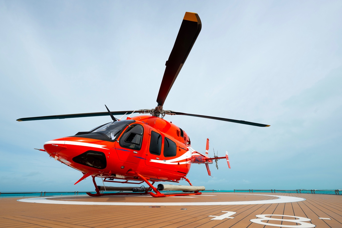 Inside Alia Yachts 55m Limerence