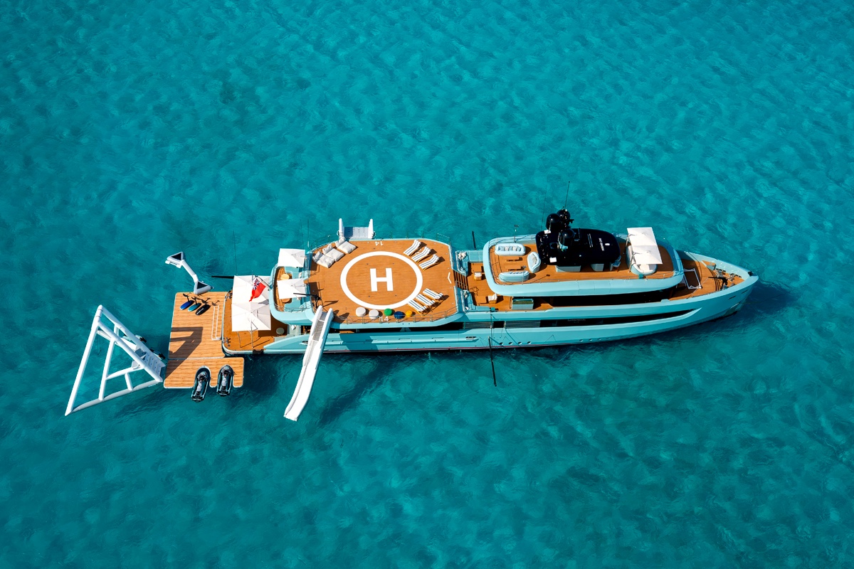 Inside Alia Yachts 55m Limerence