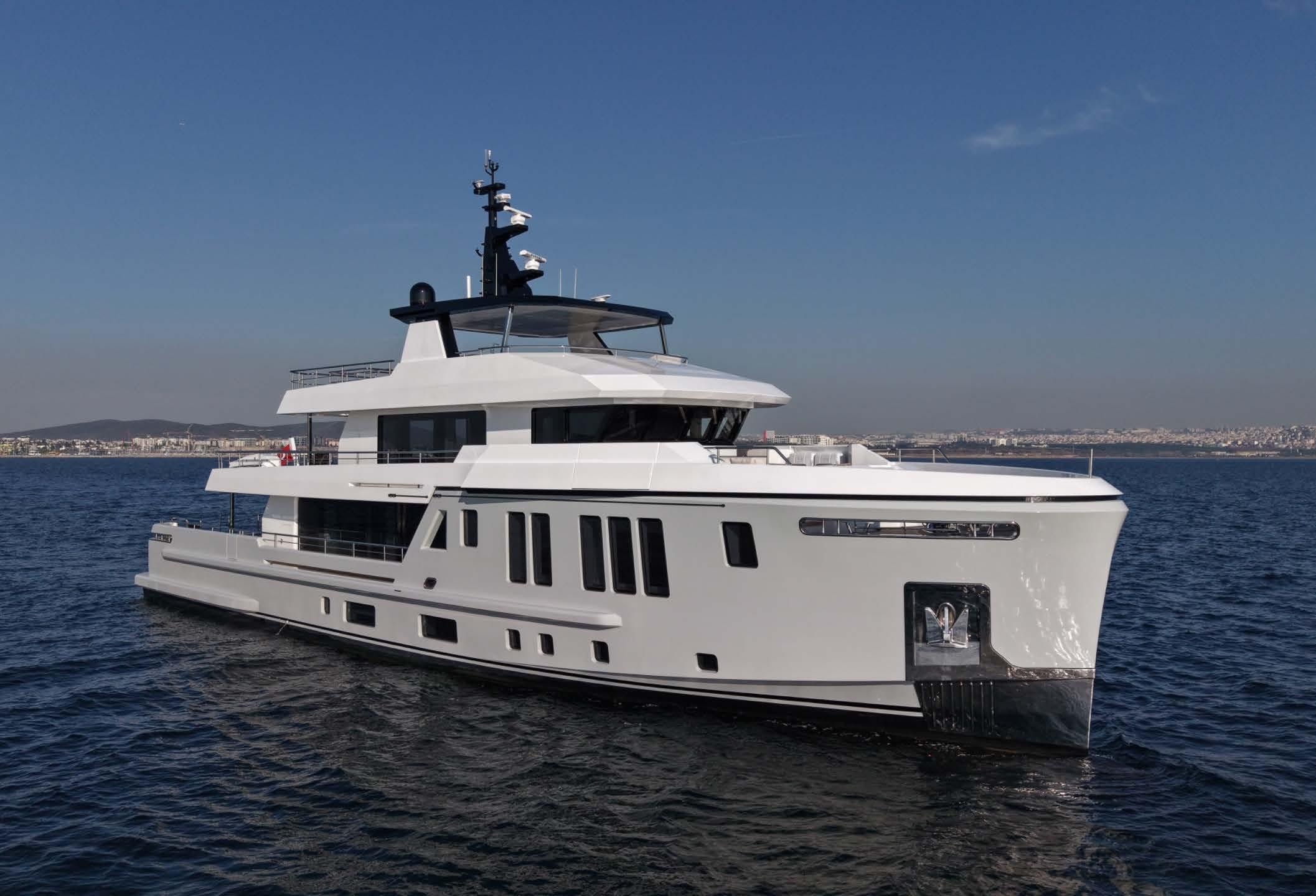 ART Shipyard Prepares 35m Bee Explorer Yacht for Cannes Debut