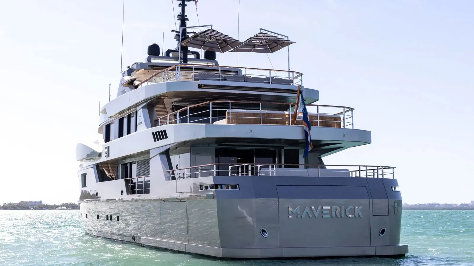 €500k price drop on 40m Admiral motor yacht Maverick