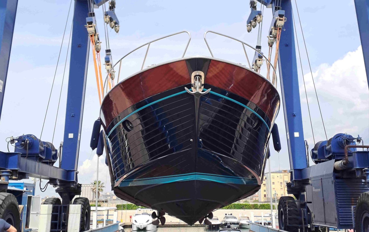 Apreamare Launches Refit Division for Sorrentine Gozzo Boats