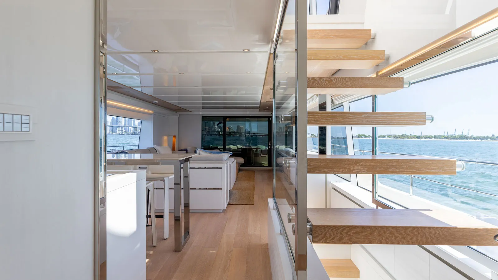 26m Sanlorenzo SL86 motor yacht Sasa listed for sale