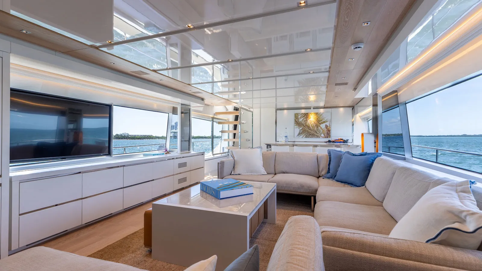 26m Sanlorenzo SL86 motor yacht Sasa listed for sale