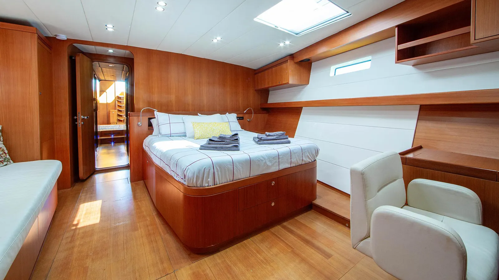 31m Comar flagship sailing yacht Shadow sold