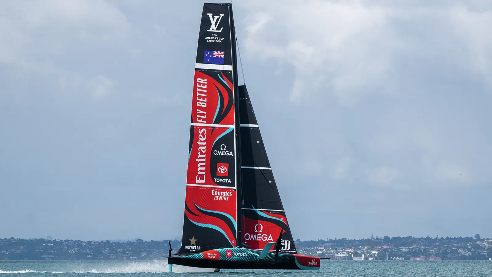 Landmark America's Cup protocol proposes biennial schedule and mandated female racers